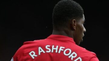 Manchester United fans fear Rashford is turning into Welbeck after shocking miss