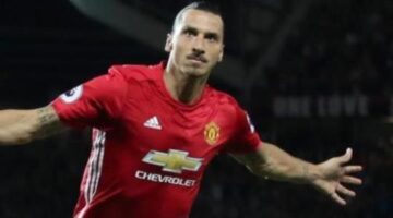Zlatan Ibrahimovic: Manchester United re-sign striker on one-year deal