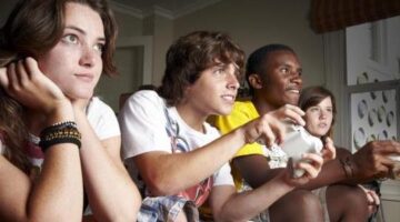 5 Great Games to Gear You Up for School – Gfycat – Medium