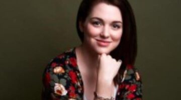 ‘Wizards Of Waverly Place’ Alum Jennifer Stone To Topline ‘Santa Girl’