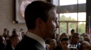 Arrow Sneak Peek: Can Oliver Protect His Secret?