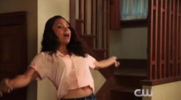 The Flash Promo: Who is Spreading Bad Luck?