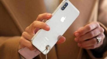 Apple Plans Giant High-End iPhone, Lower-Priced Model