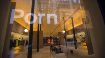 Rhode Island bill that would charge residents $20 for internet porn dies