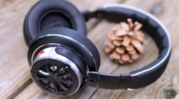 Review: 1MORE USA Triple-Driver Over-Ears headphones – KnowTechie