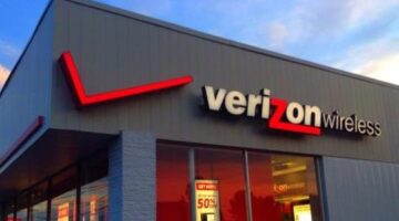 Verizon is throttling data and shaking down fire departments amid the California wildfires