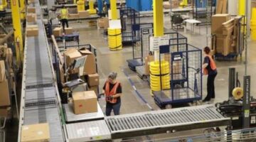 Amazon eliminates monthly bonuses and stock grants after minimum wage increase