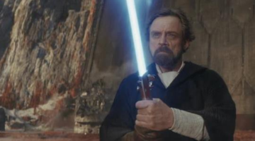 Mark Hamill Still Hates The Last Jedi (So Do We)