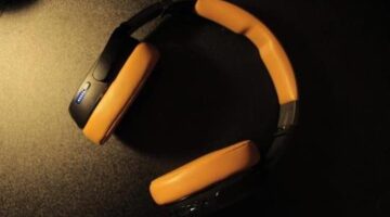Skullcandy Crusher 360 Headphones Review | New Rising Media