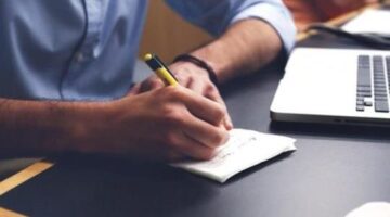 What is Ghostwriting? The Complete Guide to Get Paid Writing
