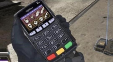 Apex Legends developer insults players on Reddit due to an Iron Crown event Loot Box dispute