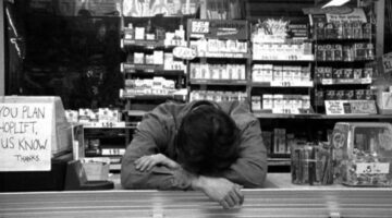 25 Years of ‘Clerks’ and “I’m Not Even Supposed to Be Here Today”