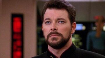 Star Trek: The Next Generation Stars Criticize Racially-Insensitive Episode