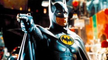 Batman Returns Easter Egg Predicts Flashpoint