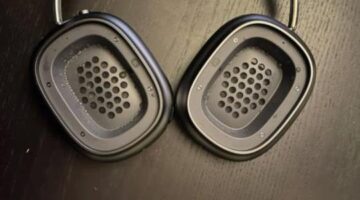 Apple AirPods Max users notify about condensation problem near drivers