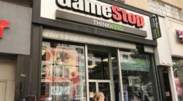 Musk Tweet Sends Gamestop Soaring (Even More) After Hours