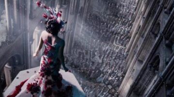 ‘Jupiter Ascending’: If you are going to Fail, Fail Spectacularly!