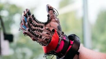 This creepy VR glove is creepier because it was made by Mark Zuckerberg