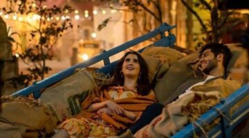 The Royal Treatment (2022) Review: Laura Marano Starrer is Another Generic Rom-Com