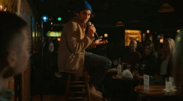 Aziz Ansari Nightclub Comedian Review: Candid and Smooth