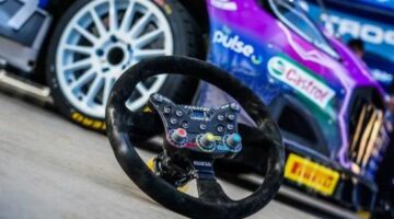 The Fanatec Podium Button Module Rally is a WRC-winning sim wheel