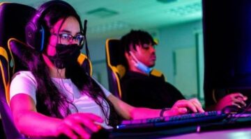 Esports is expanding to public schools in Florida