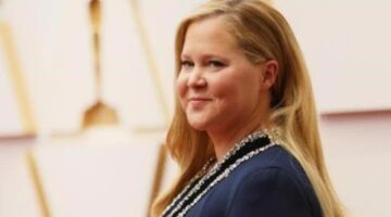 The internet is roasting Amy Schumer over a truly awful joke