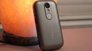 Review: Unihertz Jelly 2E | KnowTechie