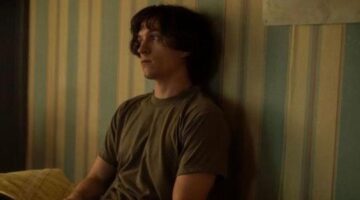 The Crowded Room First Look – Tom Holland, Amanda Seyfried and Emmy Rossum  | Leisurebyte