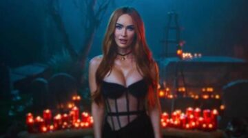 Megan Fox is reading Diablo 4 eulogies, seriously