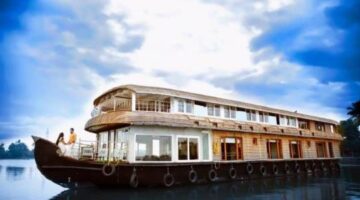 6 BEDROOM HOUSEBOAT –