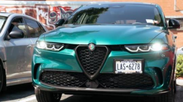 Alfa Romeo Tonale plug-in hybrid review: Green looks good on you
