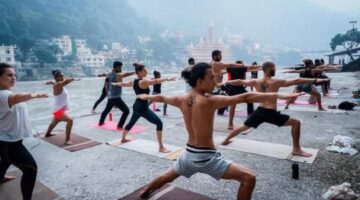 Best Yoga Teacher Training School in Rishikesh – Namaste Yoga School