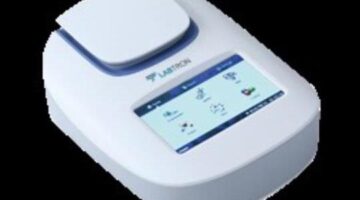 Fluorometer