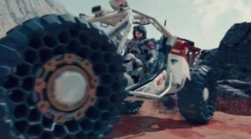 Starfield Shattered Space DLC release date revealed alongside free moon buggy update