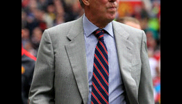 Manchester United manager Sir Alex Ferguson hails victory over Bursaspor