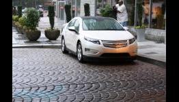 Engadget: Chevy Volt preview: escape from DC in today’s car of tomorrow