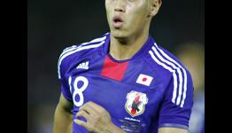 Liverpool set to bid £9 million for AC Milan transfer target Keisuke Honda – report