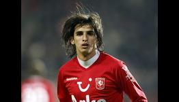 Bayern Munich Keeping Tabs On Twente Forward Bryan Ruiz – Report
