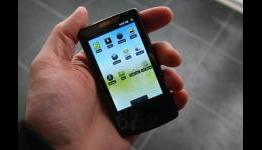 Pocket-Lint: Archos 32 Internet Tablet review