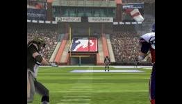 Backbreaker Football sequel hits hard on the App Store