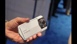 CES 2011: The Casio Tryx