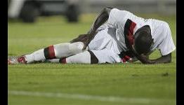 Mario Balotelli heads to America for treatment
