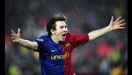 Highlights: FC Barcelona 3-0 Racing Santander (Spanish Primera Division – 22/1/11)