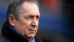 Houllier hits back at Holloway