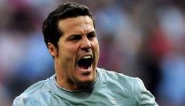 Cesar cools Red Devils link