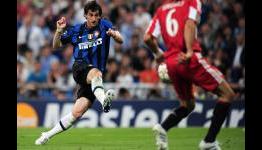 Inter’s Diego Milito Sidelined For Four Weeks With Thigh Injury