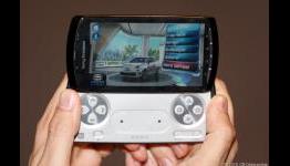 Cnet: Gaming on the Xperia Play: The Controls