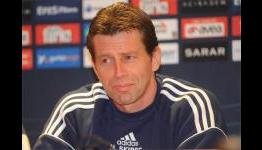 Skibbe latest Bundesliga coach axed