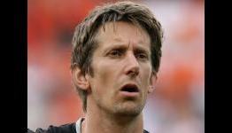 Manchester United’s Edwin Van Der Sar: I Will Not Return To Ajax